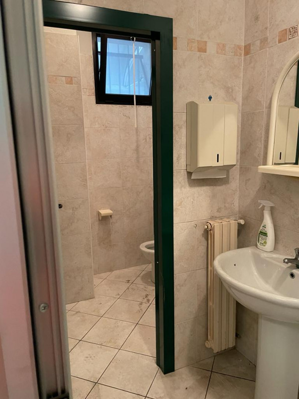 Bovolenta Ufficio in affitto di circa 100 mq. L'immobile si presenta con spazi ampi e luminosi, i...