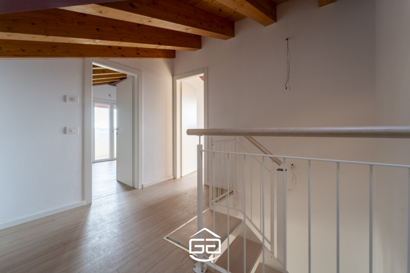 Stai cercando la casa dei tuoi sogni in un contesto esclusivo e raffinato? Abbiamo la soluzione p...