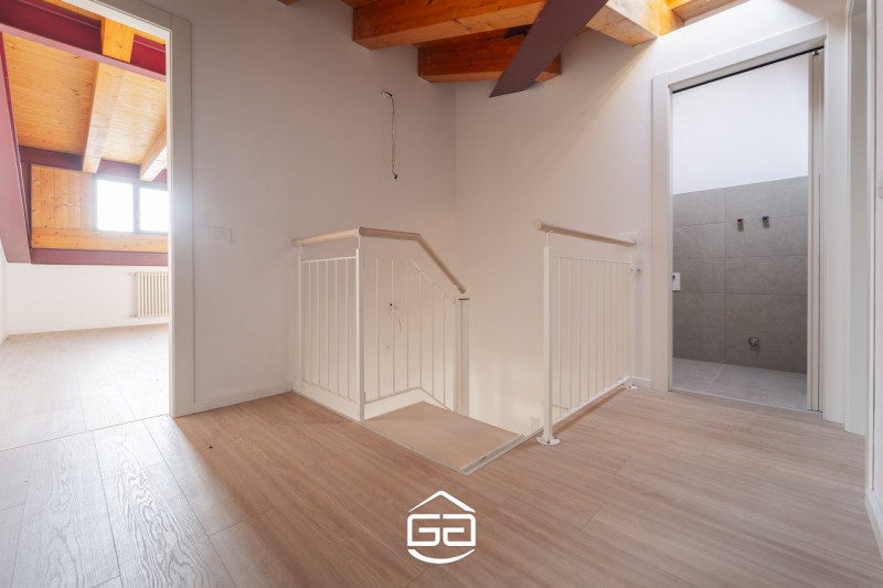 Stai cercando la casa dei tuoi sogni in un contesto esclusivo e raffinato? Abbiamo la soluzione p...