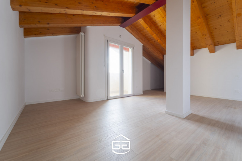 Stai cercando la casa dei tuoi sogni in un contesto esclusivo e raffinato? Abbiamo la soluzione p...