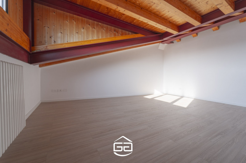 Stai cercando la casa dei tuoi sogni in un contesto esclusivo e raffinato? Abbiamo la soluzione p...