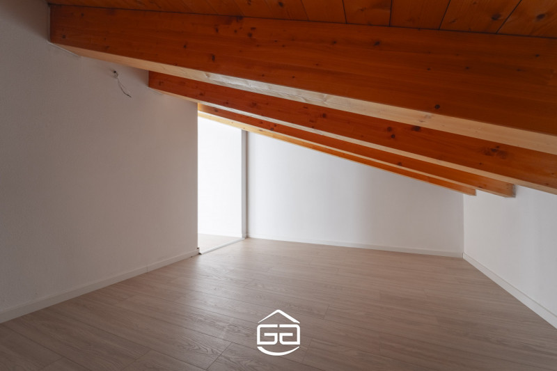 Stai cercando la casa dei tuoi sogni in un contesto esclusivo e raffinato? Abbiamo la soluzione p...