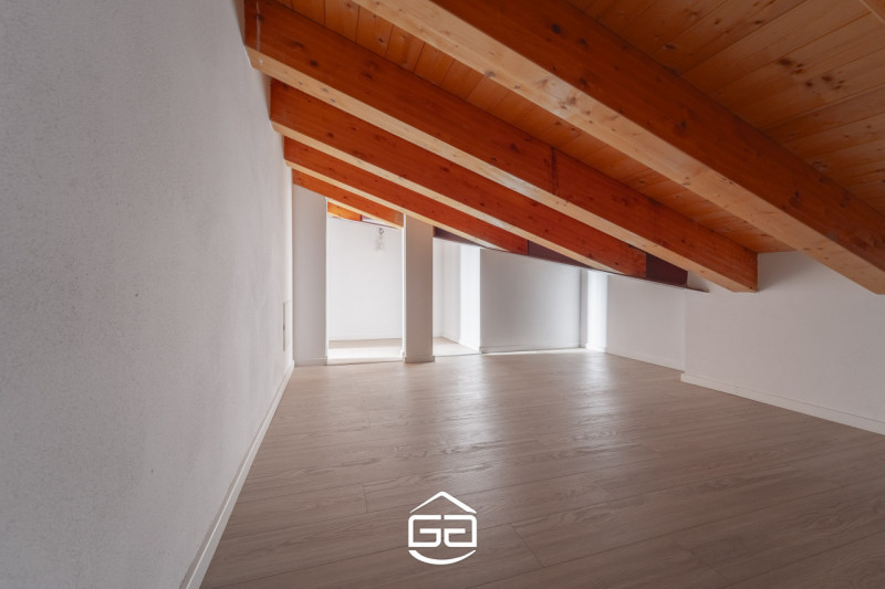 Stai cercando la casa dei tuoi sogni in un contesto esclusivo e raffinato? Abbiamo la soluzione p...