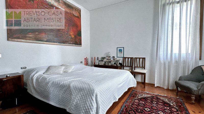 In contesto residenziale di pregio, in zona particolarmente interessante, ovvero nell'immediato f...