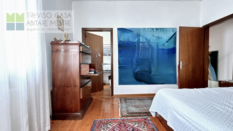 In contesto residenziale di pregio, in zona particolarmente interessante, ovvero nell'immediato f...