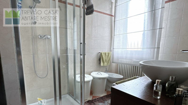 In contesto residenziale di pregio, in zona particolarmente interessante, ovvero nell'immediato f...