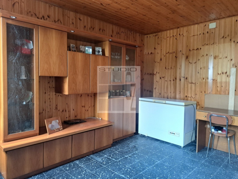 Proponiamo in vendita lotto di TERRENO AGRICOLO dalle metrature generose (ca. 30.000 metri quadri...