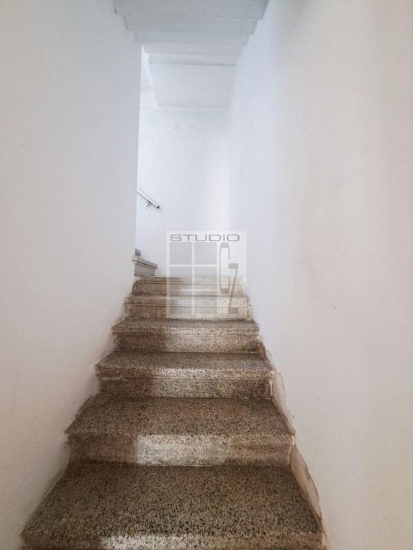 Proponiamo in vendita lotto di TERRENO AGRICOLO dalle metrature generose (ca. 30.000 metri quadri...