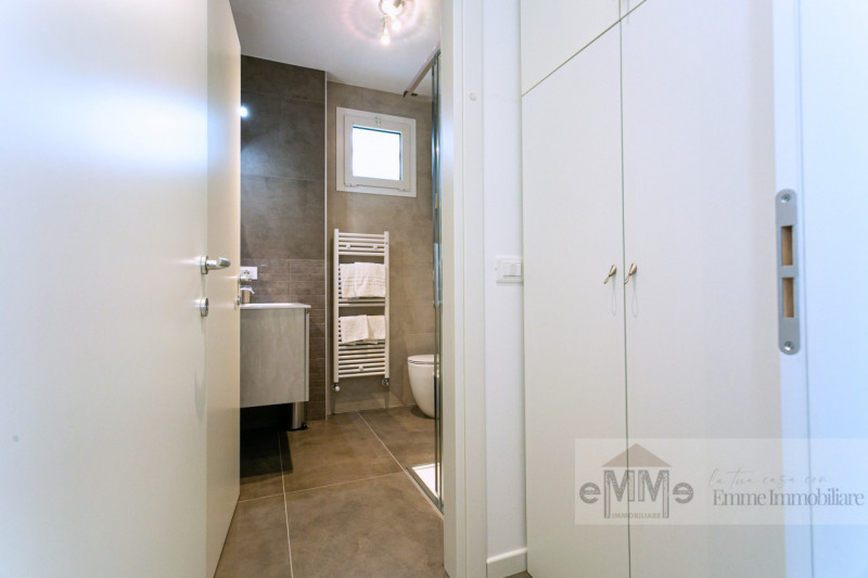 ABANO TERME In vendita ad Abano Terme, nella zona Sacro Cuore, proponiamo un delizioso appartamen...