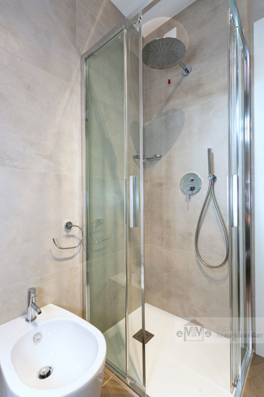 ABANO TERME In vendita ad Abano Terme, nella zona Sacro Cuore, proponiamo un delizioso appartamen...