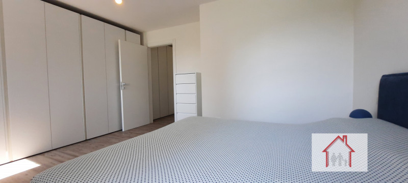 L'Agenzia Luxor è entusiasta di presentarvi una splendida casa a schiera porzione centrale, situa...