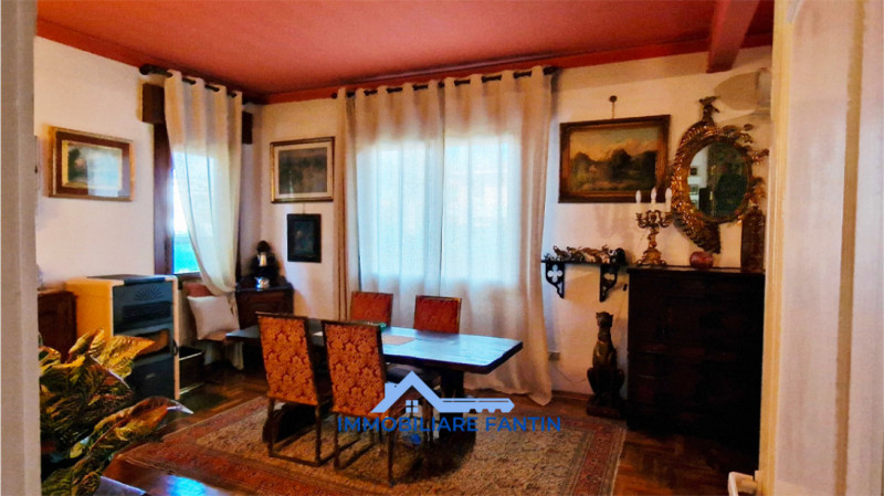 Treviso, zona Ghirada. Codice RA2. A pochi minuti dal Centro Storico di Treviso, proponiamo casa ...