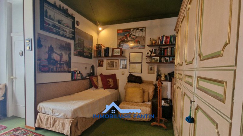 Treviso, zona Ghirada. Codice RA2. A pochi minuti dal Centro Storico di Treviso, proponiamo casa ...