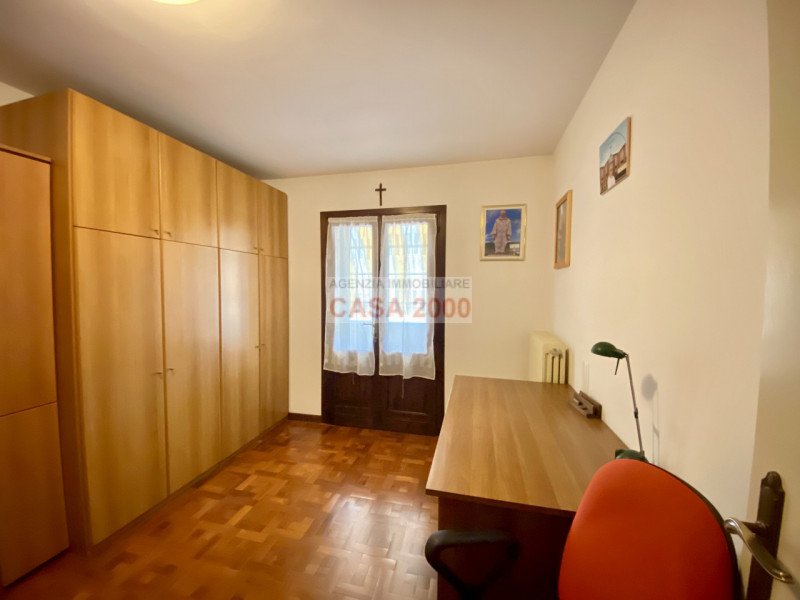 Scopri il fascino della tradizione rustica con questo splendido agriturismo situato a Villa del C...