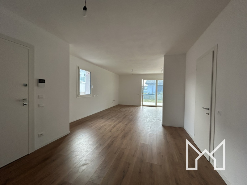 TRAVETTORE- Inserita in un quartiere di nuova costruzione comoda al centro e vicina a Bassano, pr...