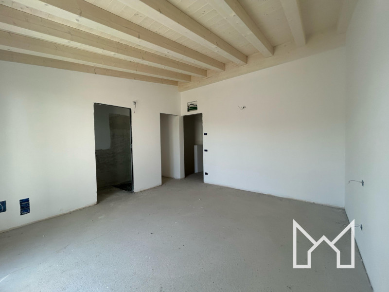 TRAVETTORE- Inserita in un quartiere di nuova costruzione comoda al centro e vicina a Bassano, pr...