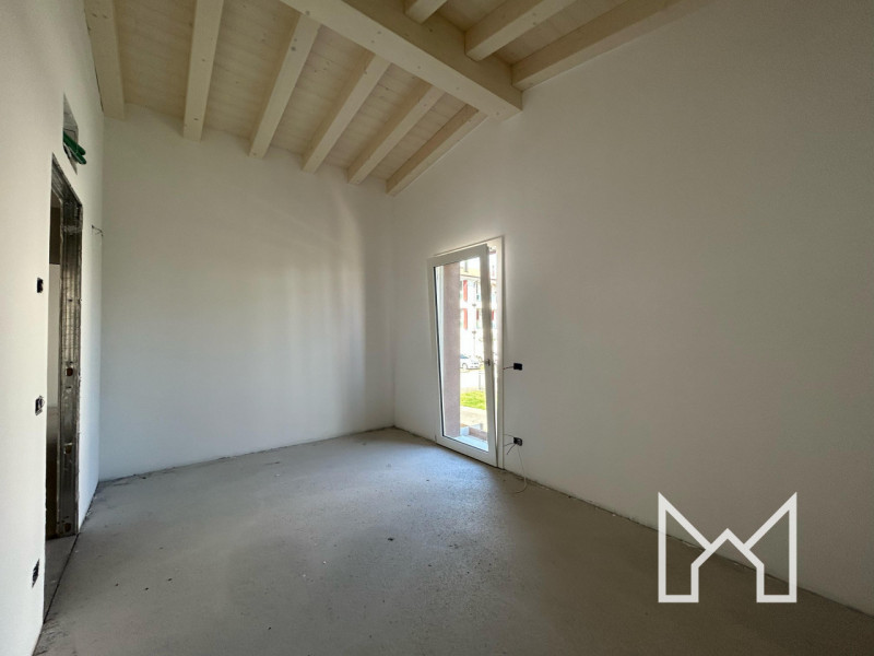 TRAVETTORE- Inserita in un quartiere di nuova costruzione comoda al centro e vicina a Bassano, pr...