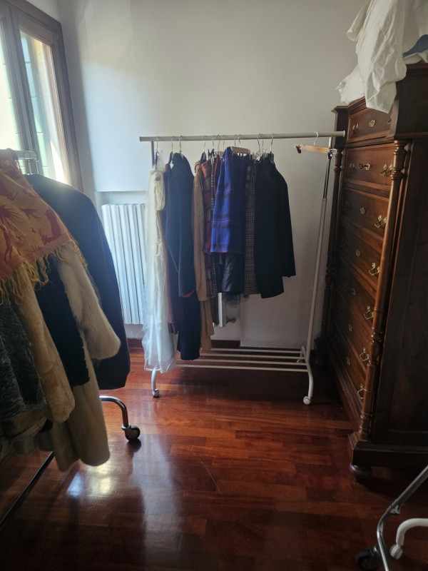 Nel cuore pulsante del centro storico di Padova, si presenta un'opportunità unica: un magnifico p...