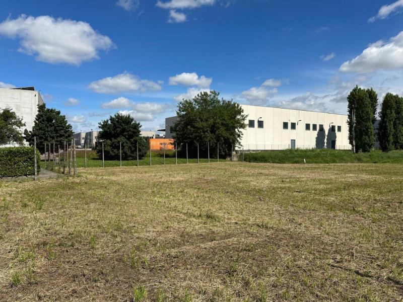 Nel cuore residenziale di Mestrino, in posizione comoda alle principali attività ed all'interno d...