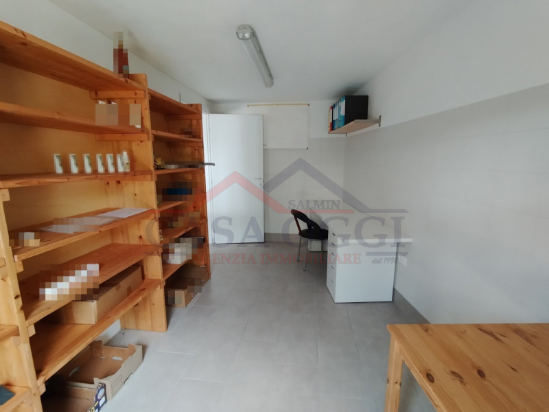 Feriole - In contesto tranquillo e verdeggiante ma allo stesso tempo comodo alle principali vie d...