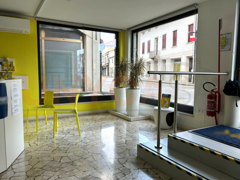 Montegalda Affitto Negozio