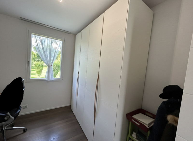 Situata nella tranquilla e residenziale zona di Lissaro a Mestrino, proponiamo in vendita una spl...