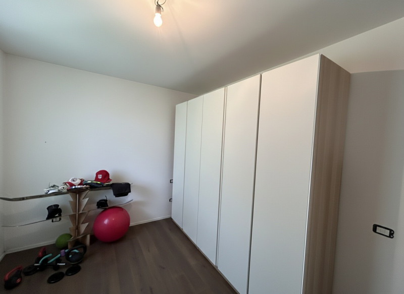 Situata nella tranquilla e residenziale zona di Lissaro a Mestrino, proponiamo in vendita una spl...