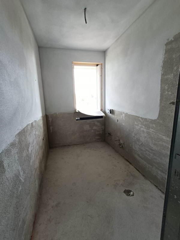 Soluzione unica nel suo genere. Nuovo appartamento sviluppato su un unico livello posto all’ultim...