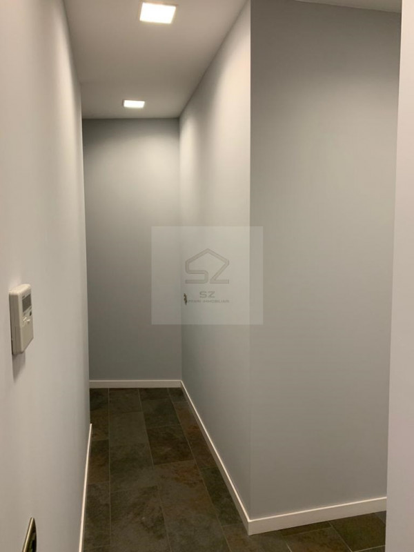 PADOVA-GUIZZA

In zona centrale del quartiere proponiamo negozio vetrinato di 73 metri quadrati c...