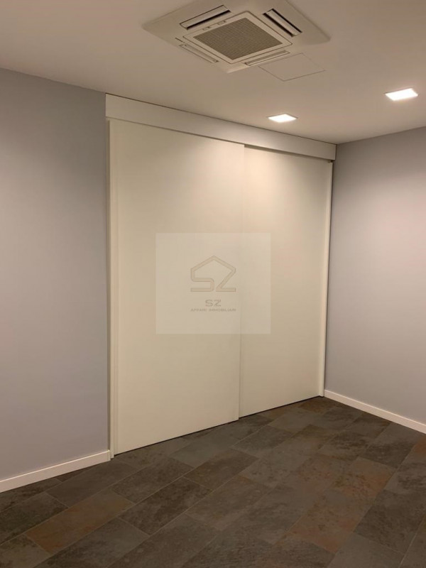 PADOVA-GUIZZA

In zona centrale del quartiere proponiamo negozio vetrinato di 73 metri quadrati c...