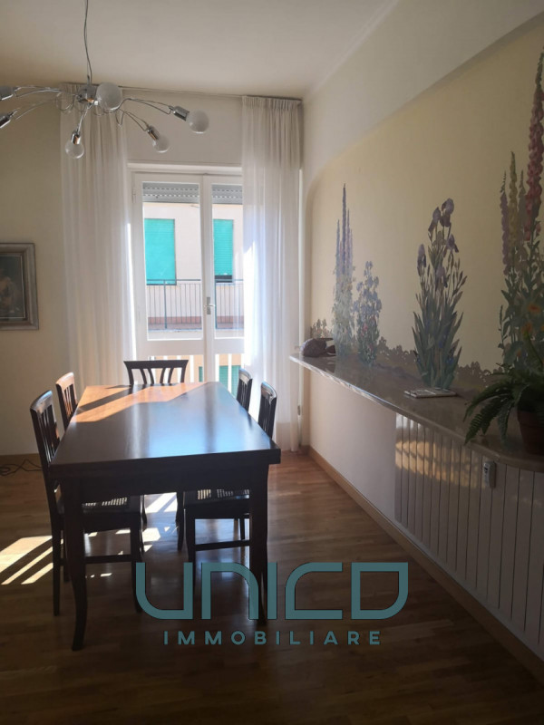 AFFITTO STAGIONALE - DISPONIBILE DA SETTEMBRE 2026 In affitto a Rapallo, in Via Baisi proponiamo ...