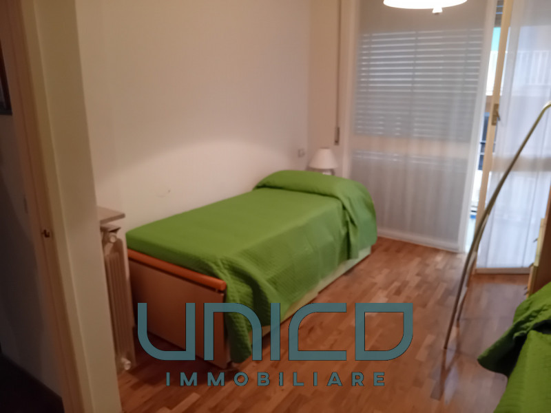 AFFITTO STAGIONALE - DISPONIBILE DA SETTEMBRE 2026 In affitto a Rapallo, in Via Baisi proponiamo ...