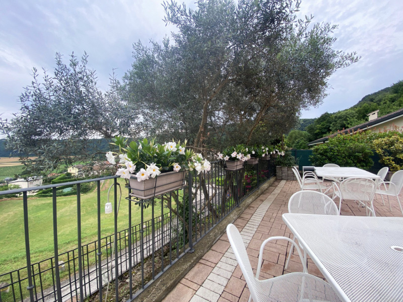 Ottima opportunità ad Arcugnano: rinomato e ben curato ristorante con grande appartamento al pian...