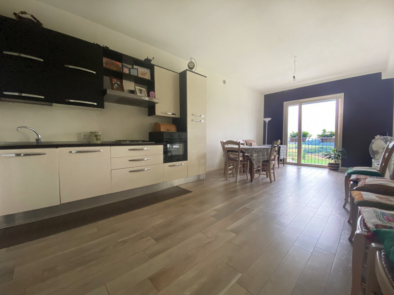 Ottima opportunità ad Arcugnano: rinomato e ben curato ristorante con grande appartamento al pian...