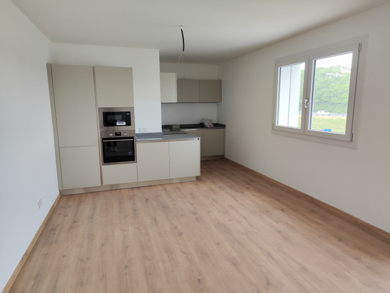 SUBITO DISPONIBILE - Ponterotto - 

Proponiamo un affascinante appartamento trilocale situato nel...