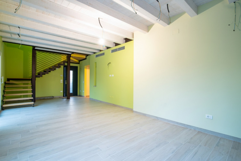 Se stai cercando una casa nuova, indipendente e pronta ad accompagnare ogni fase della tua vita f...