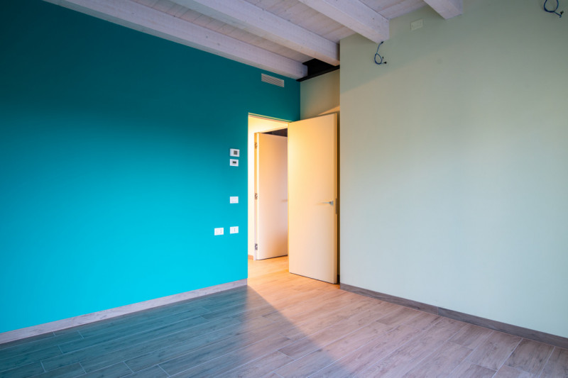 Nel cuore del centro di Campo San Martino proponiamo in vendita una splendida casa singola di 200...