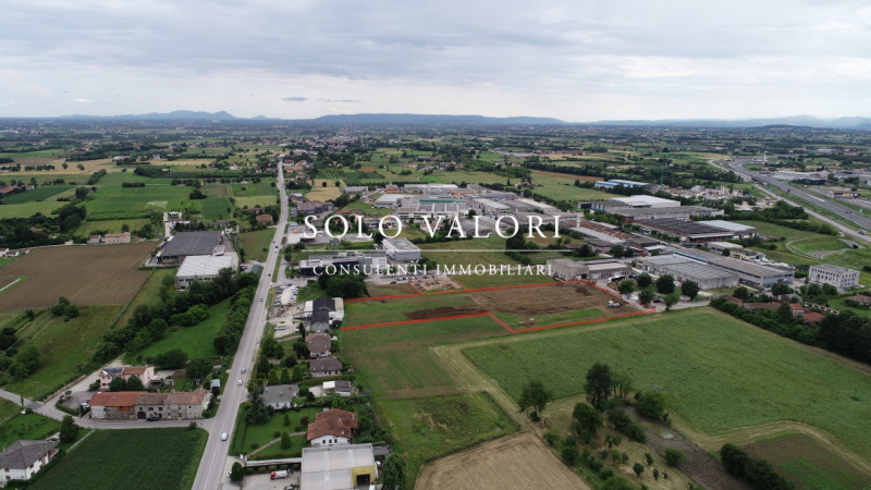 BBD-200 (per info Daniel +39 3939878704)

Proponiamo in Locazione Capannone di 16.000 mq su area ...