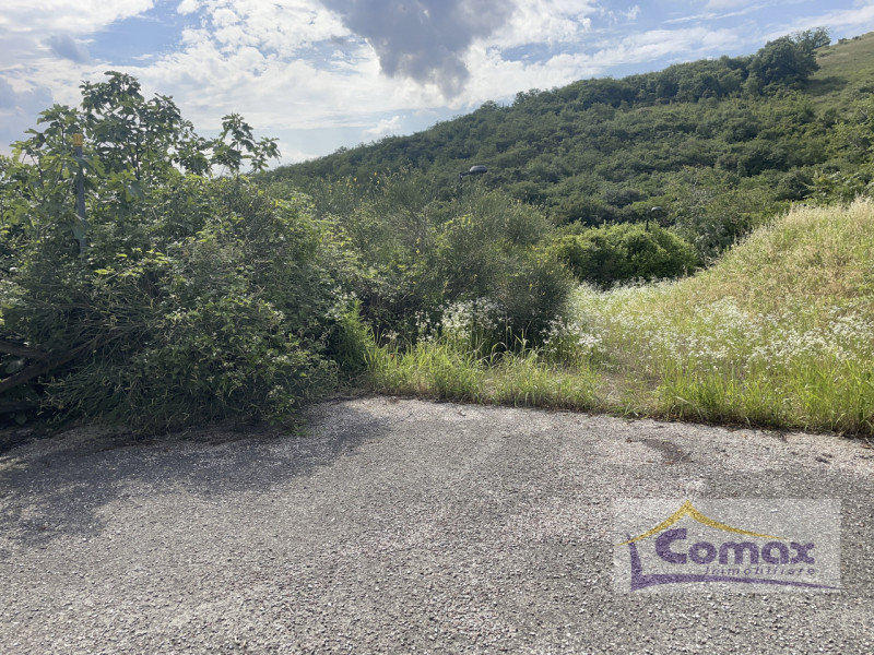 Riferimento T1278

Albettone località Lovertino, Lotto edificabile residenziale sulla sommità del...