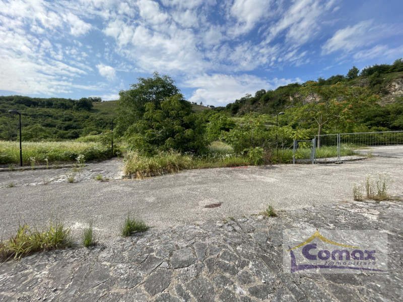 Riferimento T1278

Albettone località Lovertino, Lotto edificabile residenziale sulla sommità del...