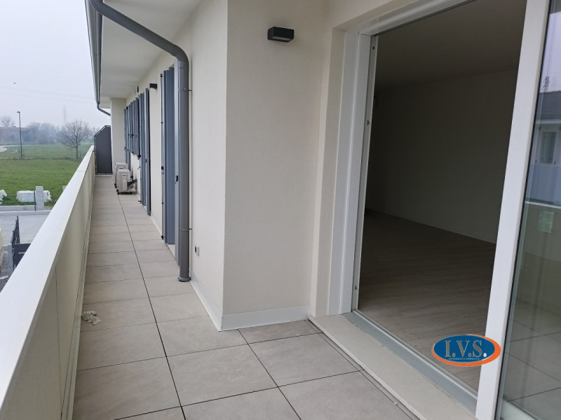 MONTEGALDA (VI): In tranquilla zona residenziale vendesi appartamento BICAMERE al primo piano in ...