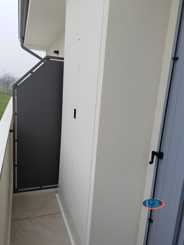 MONTEGALDA (VI): In tranquilla zona residenziale vendesi appartamento BICAMERE al primo piano in ...