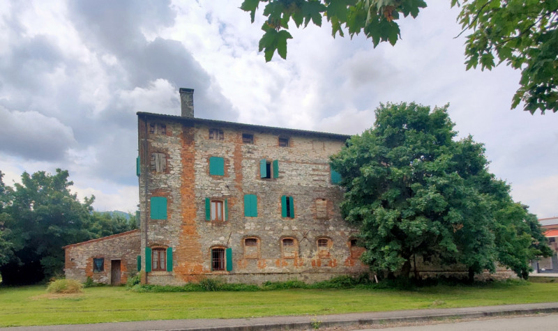 ROVOLON - Bastia - In una posizione residenziale strategica, comoda alle arterie principali e ai ...