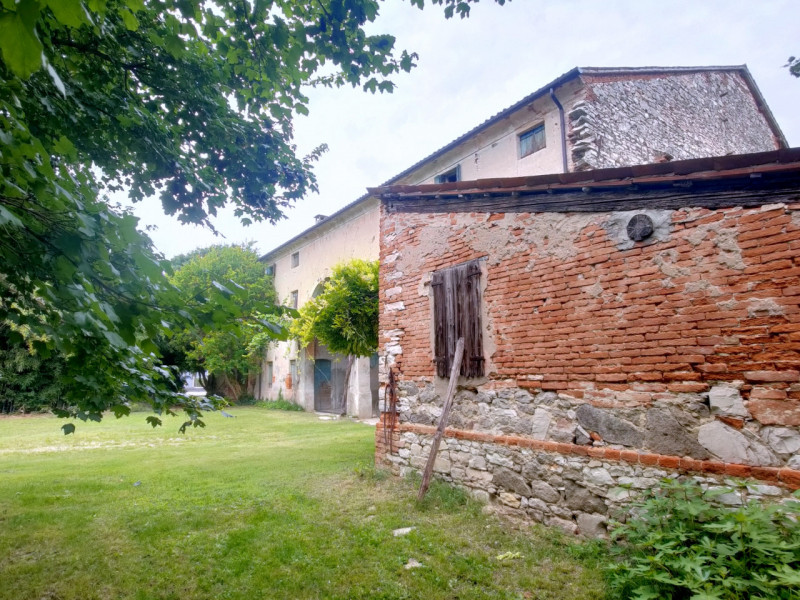 ROVOLON - Bastia - In una posizione residenziale strategica, comoda alle arterie principali e ai ...