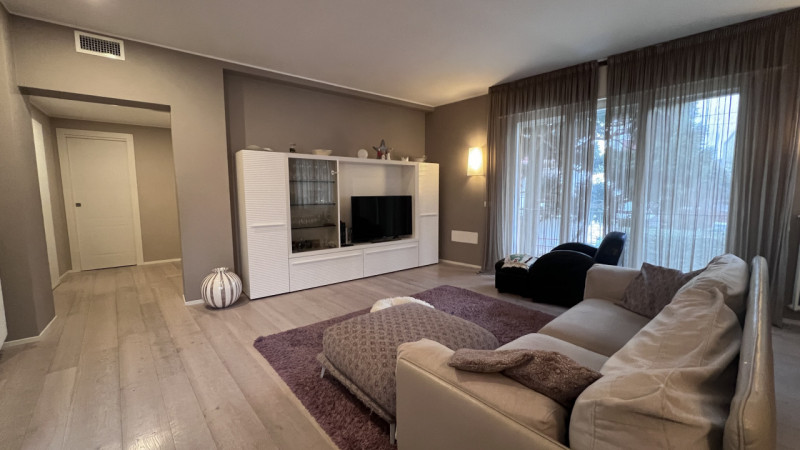 SS.TRINITA' A pochi minuti dalla piazzetta Buonarroti, splendida bifamiliare in orizzontale di ci...