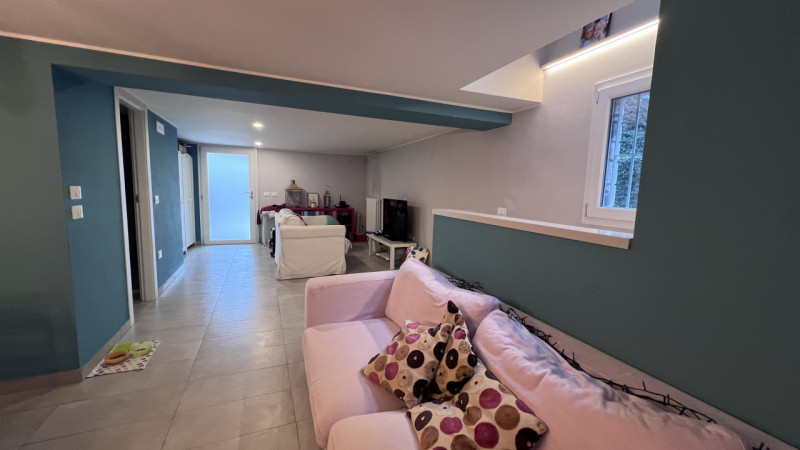 SS.TRINITA' A pochi minuti dalla piazzetta Buonarroti, splendida bifamiliare in orizzontale di ci...