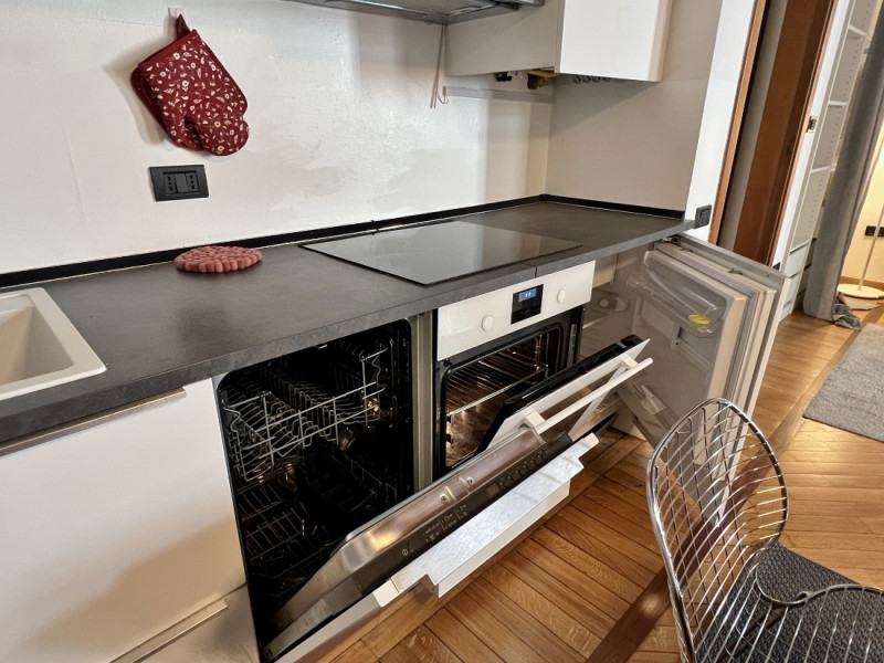 OTTIMO AMPIO MINI, BISERVIZI, BEN ARREDATO, COMPLETO DI ELETTRODOMESTICI E CON BEL TERRAZZO INTER...