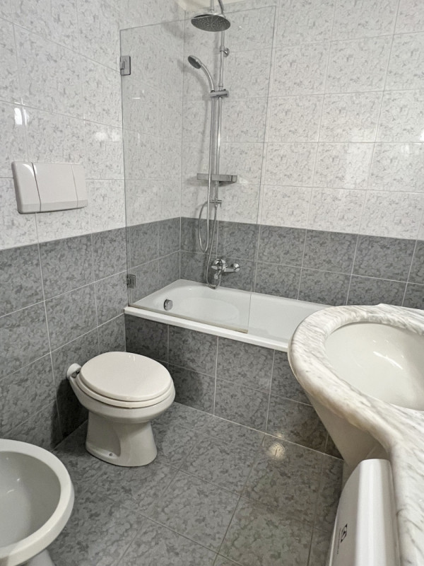 OTTIMO AMPIO MINI, BISERVIZI, BEN ARREDATO, COMPLETO DI ELETTRODOMESTICI E CON BEL TERRAZZO INTER...