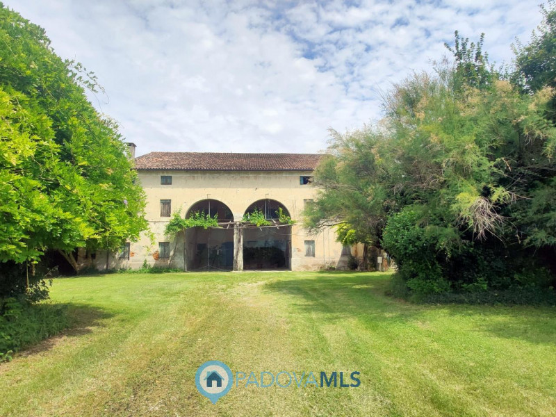 Immobile in esclusiva al Gruppo Padova MLS

ROVOLON - Bastia - In una posizione residenziale stra...