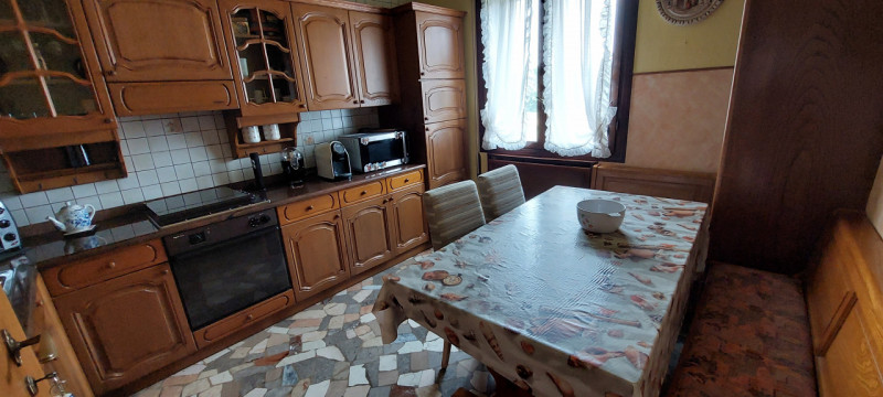 Proponiamo in vendita una spaziosa abitazione di casa singola a Carturo di Piazzola sul Brenta, d...